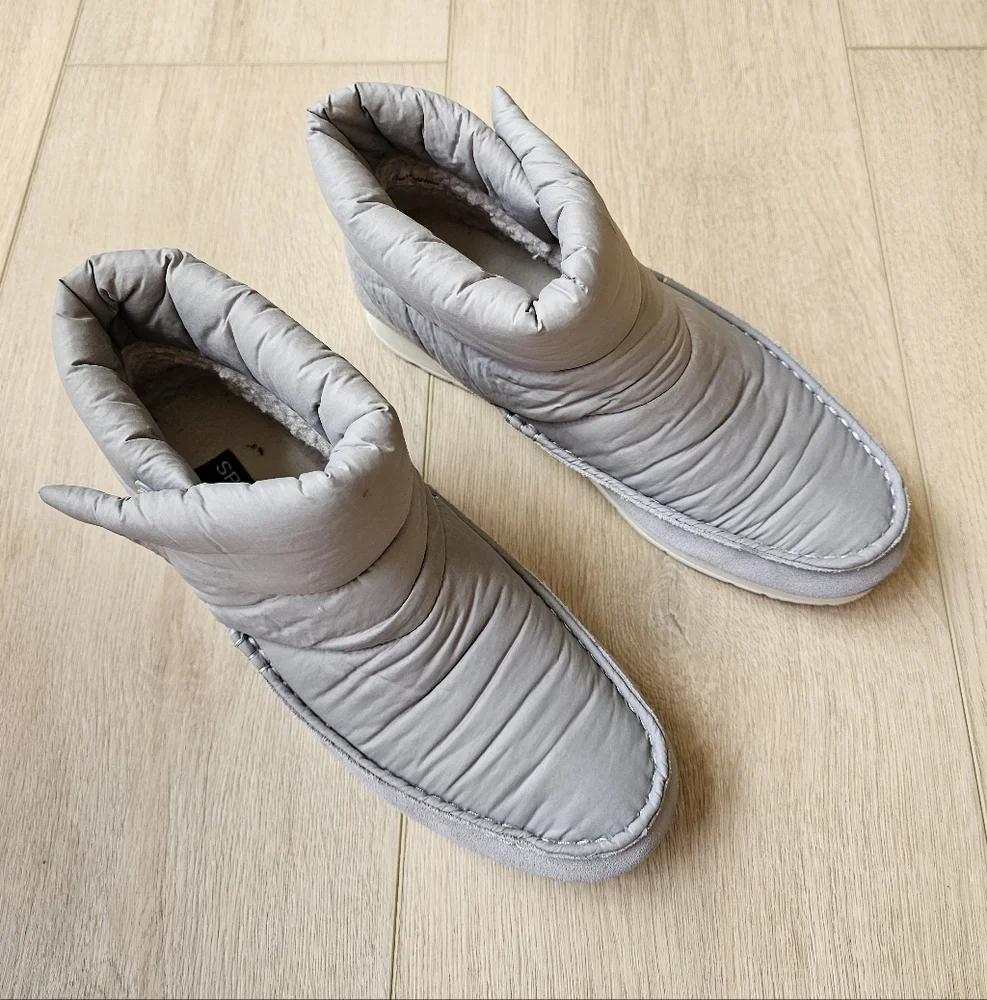 Sperry Snow Booties Size 9.5 gray with teddy lining slip on Moc-sider style